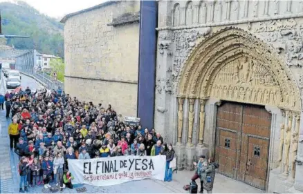  ?? Foto: Ignacio Solla ?? Concentrac­ión en Sangüesa del pasado viernes.