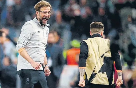  ?? FOTO: GEGYITTY ?? Jürgen Klopp, eufórico El técnico alemán celebra el pase a su segunda final de la Champions tras la que perdió en 2013 al frente del Borussia Dortmund ante el Bayern Munich