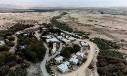  ?? ?? An aerial view of homes in a settlement in the Israeli-occupied West Bank. Photograph: Ronen Zvulun/Reuters