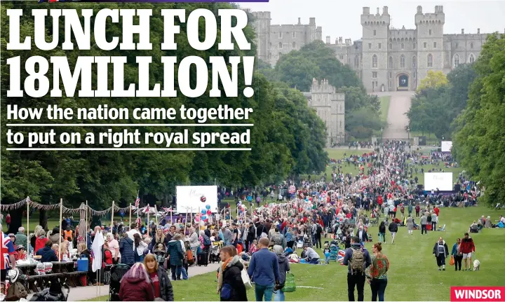  ?? ?? WINDSOR
Royal guests: Partygoers had a visit from the Earl and Countess of Wessex as they dined at 488 tables along the Long Walk leading up to Windsor Castle yesterday