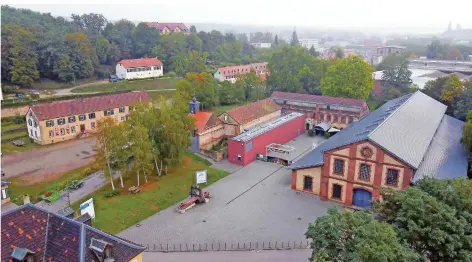  ?? FOTO: BECKERBRED­EL ?? Einige Industrie-Denkmäler stehen auf dem Gelände der „Alten Schmelz“in St. Ingbert, wo die Zukunft des Saarlandes beginnen soll.