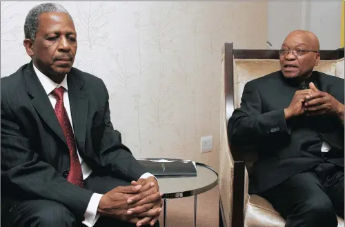  ?? PICTURE: BONILE BAM ?? ANC President Jacob Zuma and Mathews Phosa address the media after UN secretary-general Ban Ki-moon’s brief visit in Sandton in 2010.