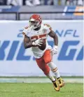  ?? KIRBY LEE/USA TODAY SPORTS ?? Kansas City Chiefs running back LeSean McCoy carries the ball against the LA Chargers in a 2019 game in Mexico City.