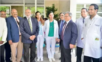  ?? RICARDO FLETE ?? El presidente del CMD visitó los hospitales Arturo Grullón y Cabral y Báez.