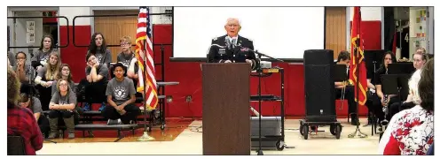  ?? Photograph­s by Megan Davis ?? Guest speaker Jock Davis captivated all in attendance with tales of his time in the South Pacific during World War II.