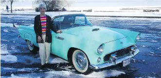  ?? ALYN EDWARDS/ DRIVING ?? Natalie Speckmaier has driven her 1955 Ford Thunderbir­d for more than 30 years.