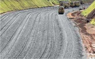  ?? DIDA SAMPAIO/ESTADAO-16/5/2014 ?? Atraso. Norte-Sul ainda tem longo trecho de 682 Km onde há obras a serem entregues