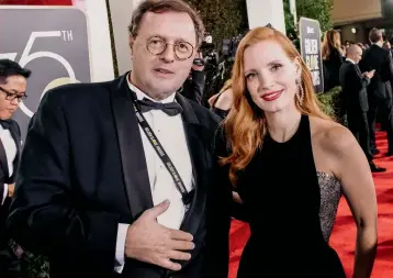 ??  ?? Claude Hugot et Jessica Chastain aux Golden Globes