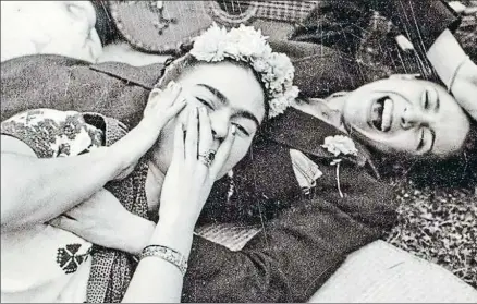  ?? AUBIN PICTURES ?? Chavela Vargas con la pintora mexicana Frida Kahlo, con quien mantuvo una relación íntima