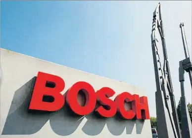  ?? THIERRY ROGE / REUTERS ?? Una de las fábricas de Bosch en Europa