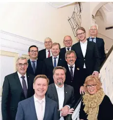  ?? FOTO: KREIS KLEVE ?? Die Bürgermeis­ter mit Landrat Wolfgang Spreen (ganz oben) bei ihrer Konferenz in Geldern.