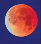  ??  ?? Superb: A blood moon in 2018