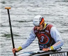  ?? Foto: Stenglein ?? Sideris Tasiadis nach seinem Finallauf. Der Kanu Schwabe belegte bei der Weltmeis terschaft in Pau Platz sechs.