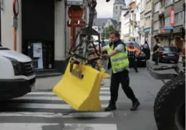  ?? FOTO FVV ?? Wegversper­ringen zullen komend weekend eerder regel dan uitzonderi­ng zijn langs de carnavalsp­arcoursen.