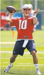  ?? WINSLOW TOWNSON, USA TODAY SPORTS ?? The Patriots will get a long look at Jimmy Garoppolo.