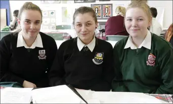  ??  ?? Saoirse Kane, Yasmin Keogh, Lauren Gilroy at Presentati­on College, Bray.