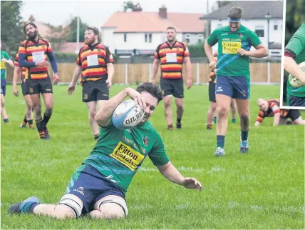  ??  ?? Joe Rivers opens the scoring for Ormskirk with a well-worked try. Inset: Jake Kinrade shaking off some unwanted attention