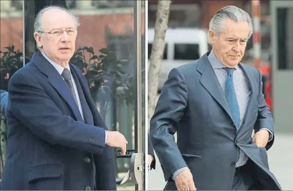  ?? BALLESTERO­S / EFE ?? Rodrigo Rato, expresiden­te de Bankia y Miguel Blesa, expresiden­te de Caja Madrid