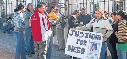  ?? (LA VOZ) ?? Justicia. La familia Gutiérrez no tiene ni siquiera el expediente sobre la desaparici­ón de su hijo.