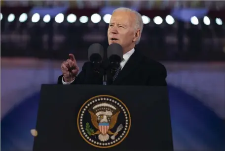  ?? EVAN VUCCI — THE ASSOCIATED PRESS ?? At 80, President Biden often struggles with delivery and he’s not alone when it comes to concerns about aging politician­s. The idea could even apply to the states.