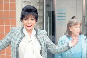  ??  ?? Joan Collins and Pauline Collins are having the time of their lives