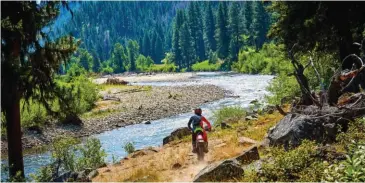  ??  ?? Les parcs OHV permettent souvent l’accès à des espaces sauvages de toute beauté. On accède tout simplement à des espaces uniques !