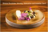  ??  ?? www.feinkost-kaefer.de/esszimmer-muenchen
Bresse Boularde, Wirsing, Steinpilze und Violetter Senf.