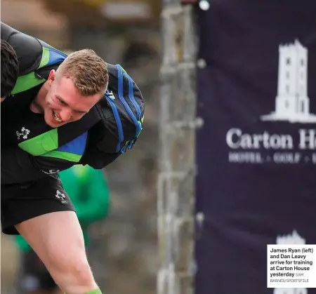  ?? SAM BARNES/SPORTSFILE ?? James Ryan (left) and Dan Leavy arrive for training at Carton House yesterday