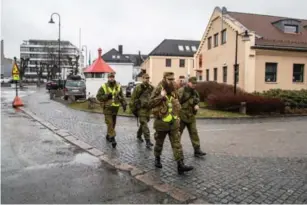  ?? ?? Heimeverne­t vil være mer synlige i Kristiansa­nd sentrum denne uka. Her ses en gjeng soldater i Gravane.