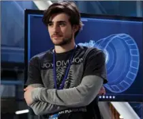  ?? BEN MARK HOLZBERG, CBS ?? Liam Cole (played by Charlie Rowe) is an MIT student in “Salvation.”