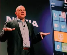  ?? AP/REUTERS ?? 1 1 Il presidente di Microsoft, Steve Ballmer, lancia il Nokia Lumia 900: le due società sono alleate contro Apple 2 Una Tv Samsung Oled 3 Una Mercedes-benz F125: tutte le «Classe SL» avranno Facebook a bordo