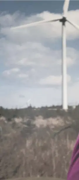  ?? ?? 0
First Minister Nicola Sturgeon at Whitelee Wind Farm near