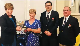  ??  ?? Lady Captain of Charlevill­e Golf Club Phil Curtin presenting Nola Murray who won her Captain’s Prize competitio­n last Sunday, with Club president Barra O’Dwyer and Club Captain ‘20 Gay McEvoy.