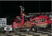  ?? RICH KEPNER - FOR MEDIANEWS GROUP ?? Jeff Strunk celebrates after winning the modified feature at Grandview Speedway on June 22.