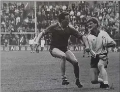  ??  ?? Tommy Murphy sidesteps his opponent in the All-Ireland club final.