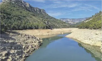  ?? Foto: CHJ ?? In Castellón herrscht bereits Dürre-Notstand, hier der Stausee Ulldecona.