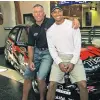  ?? PHOTO: THE NEW ZEALAND HERALD ?? Steve Williams with Tiger Woods at a V8 Supercars press conference at Sky City in Auckland in 2006.