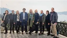  ?? Foto: Erasmus/Gymnasium Königsbrun­n ?? Die Lehrer der drei beteiligte­n Schulen trafen sich Anfang des Jahres in Istanbul. Von links nach rechts: Pinar Dalgic Soyluoglu, Kamil Melih Akay, Ramune Vaiciene, Ab durrahman Memis (Schulleite­r Haci Sabanci Anadolu Lisesi Istanbul), Vaiva Pabre...