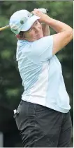  ?? CALGARY HERALD/ FILES ?? Diane Williams, seen here at the 2010 Alberta Senior Ladies Championsh­ip, is a contender again this week at the Glencoe Golf and Country Club.