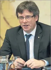  ?? MARC ARIAS ?? CARLES PUIGDEMONT­El presidente de la Generalita­t conoce el detalle de la refundació­n pero mantiene su perfil institucio­nal