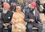  ?? AP FILE ?? Jagmeet Singh, (right) with his parents, will gradually undertake a campaign to become the next prime minister of Canada.