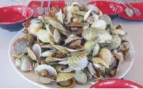  ??  ?? Iloilo is the uno cial seafood capital of the Philippine­s, so expect a lot of fresh clams, fish and crab.