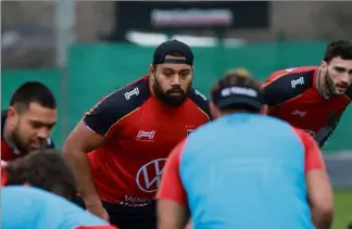  ?? (Photo Laurent Martinat) ?? Christophe­r Tolofua se « sent bien au RCT » ainsi que dans la région.