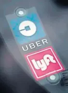  ?? REUTERS ?? Coche que trabaja con Uber y Lyft a la vez en San Diego (EE UU).