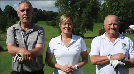  ??  ?? Jimmy Broughton, Lady Vice-Captain Shelly Biddulph with Men’s Vice Captain Paul Hoey at the vice captains day at Bellewstow­n Golf Club