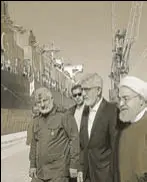  ?? FILE PHOTO/AFP ?? Iranian president Rouhani examining the Chabahar port project