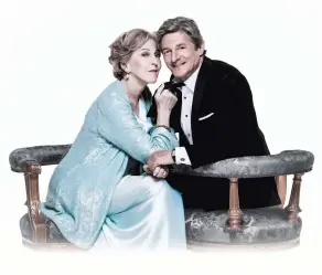  ?? ?? Patricia Hodge and Nigel Havers are on tour in a production of Noël Coward’s Private Lives at Theatre Royal, Brighton