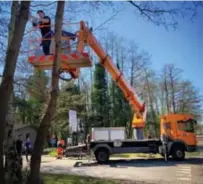  ?? FOTO CHRIS NELIS ?? Ook het recyclagep­ark aan de Vennestraa­t in Genk krijgt een camera met zicht op de rij wachtenden.