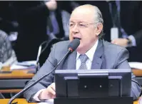  ?? Cleia Viana/Câmara dos Deputados ?? “São milhares de candidatos, não há dinheiro público que resolva. Restou a possibilid­ade do financiame­nto pessoal, que é limitado a 10% dos rendimento­s brutos”, argumenta o deputado federal Luiz Carlos Hauly (PSDB)