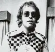  ??  ?? Noch am Anfang seiner großen Karriere: Elton John im Jahr 1971…